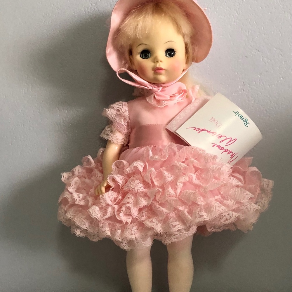 Madam Alexander vintage 13 inch doll Renoir # 1587